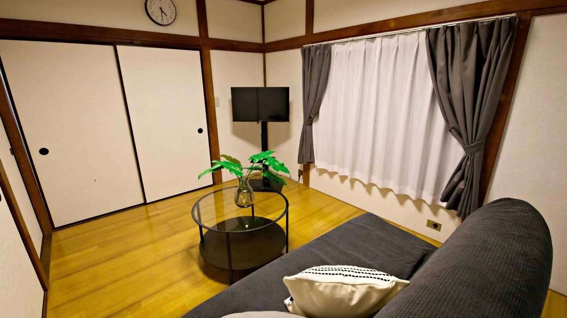 梅屋敷貸戸建 Appartement Tokio
